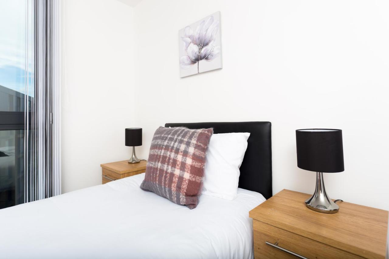 Absolute Stays On Essex - Chinatown - Hippodrome - Alexandra Theatre - Bull Ring - The Rep - B'Ham Intl Airport - Free Wifi - Free Parking - Contractors - Corporates Birmingham Luaran gambar